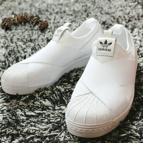 阿迪达斯黑色运动内衣