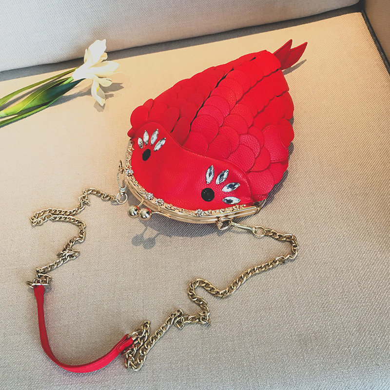 趣味斜挎链条包个性小包锦鱼夹子单肩女包仿真鲤鱼包动物造型包包