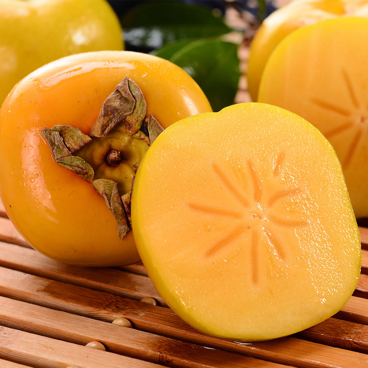 柿子 甜脆柿 瑶山甜脆柿 广西桂林恭城甜柿子 新鲜脆柿2.5斤包邮