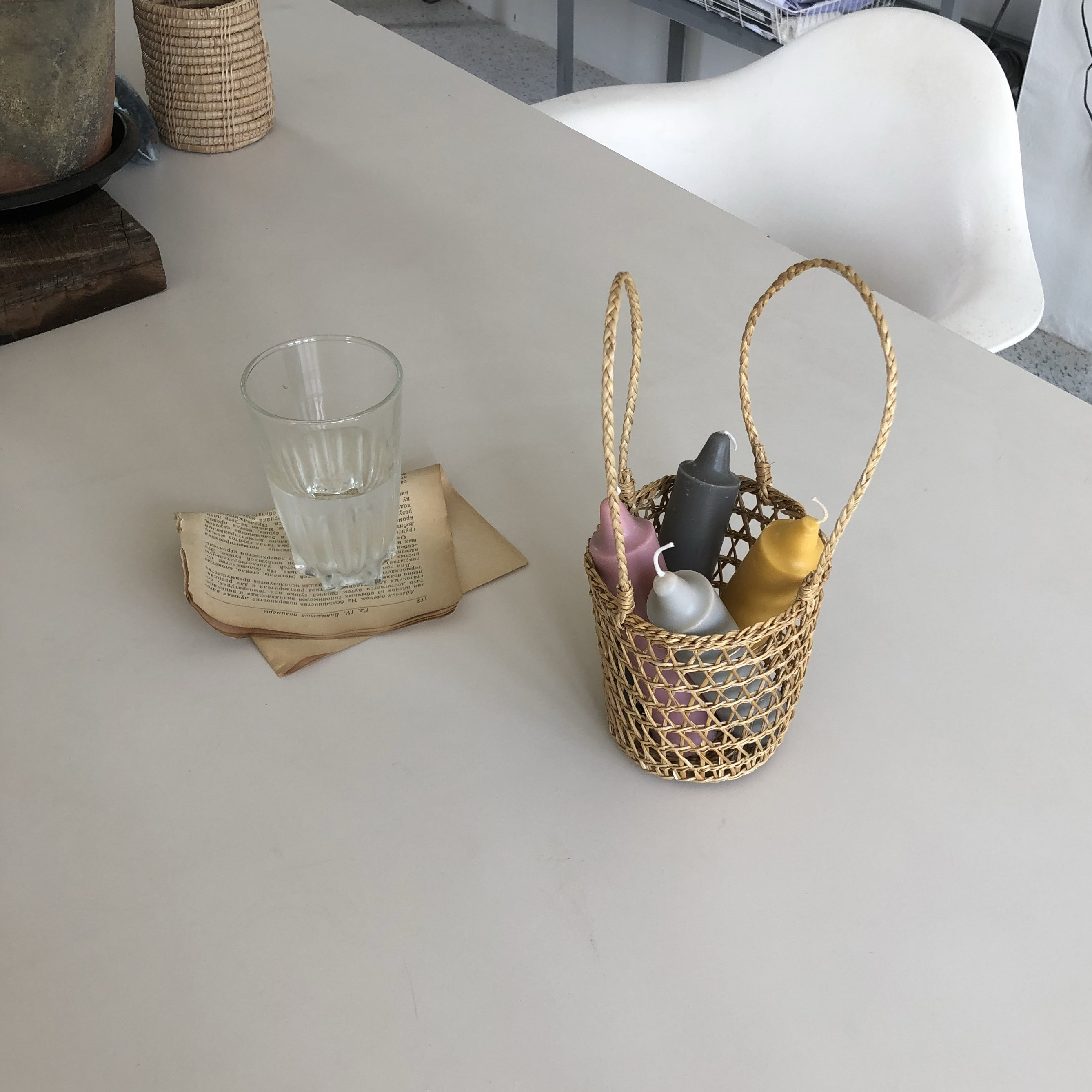 编织篮_tjj丨手工草编手提编织小桶收纳桶花篮ins桌面装饰摆拍拍摄