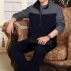 红色运动套装男