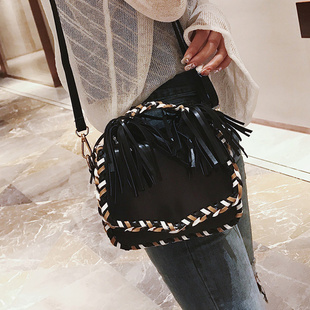 娇娇包铺2017时季编织流苏手提单肩斜挎包