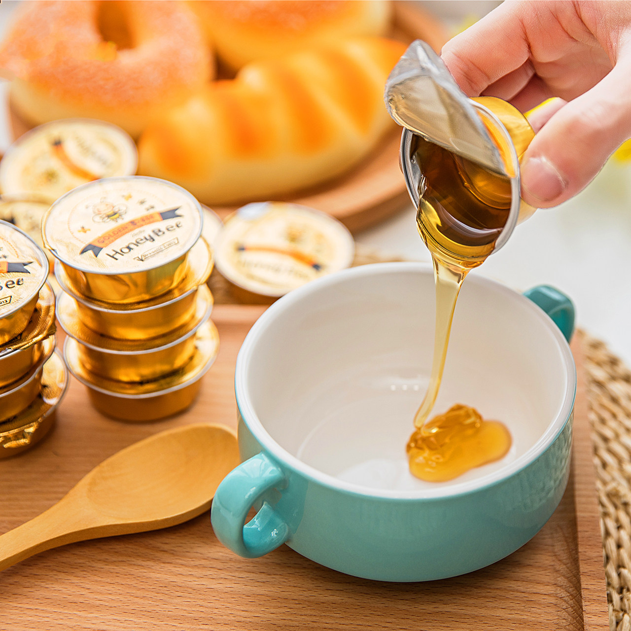 特价蜂蜜礼盒 冠生园_泰国原装进口果冻蜂蜜 金蜂goldenbee天然野生