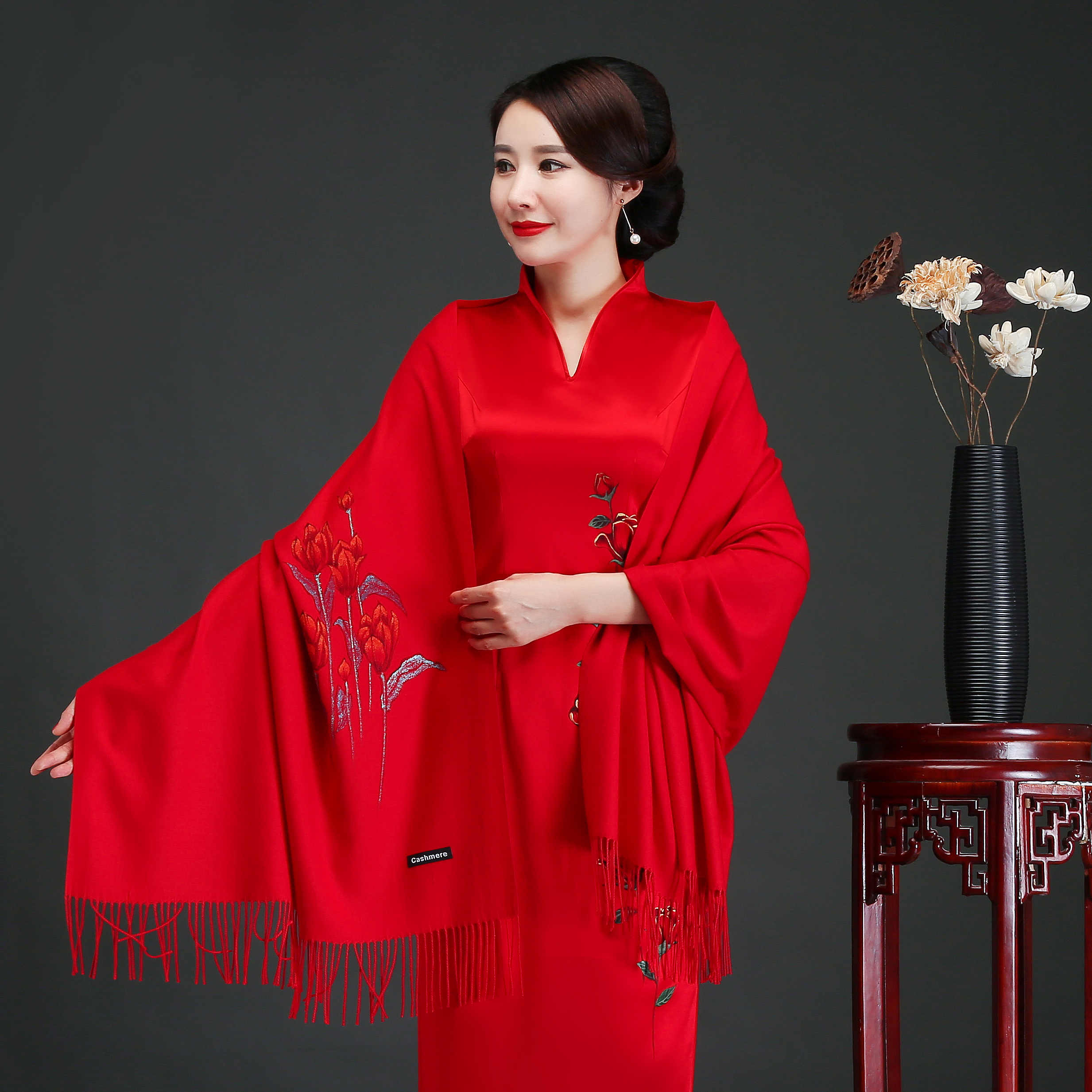新娘披肩冬 结婚红色_春季红色披肩旅游旗袍围巾女秋冬新娘结婚婚纱