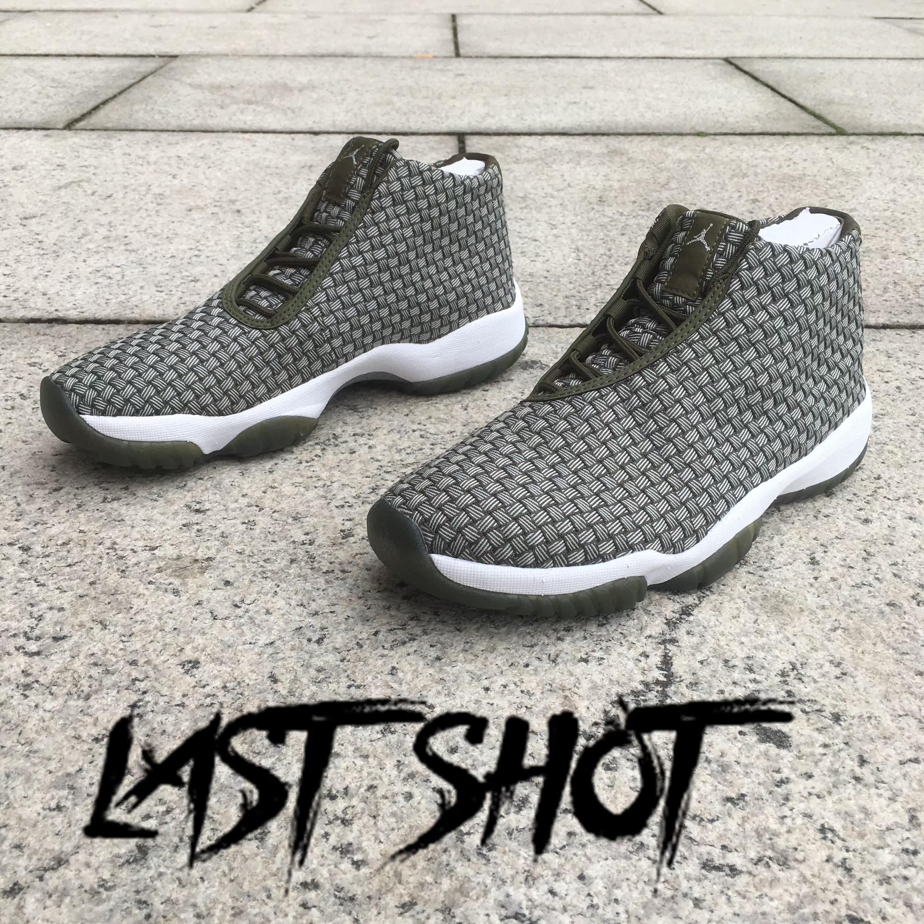 热销aj11篮球鞋男_aj11未来编织2018新款男子透气轻便运动休闲减震