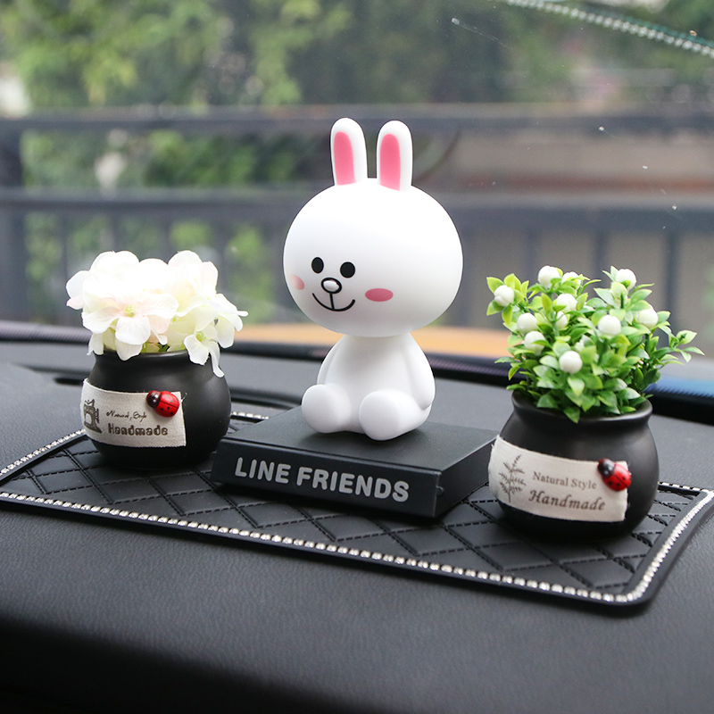 适用于福特新蒙迪欧福克斯福睿斯汽车摆件装饰内饰改装竹炭包车内