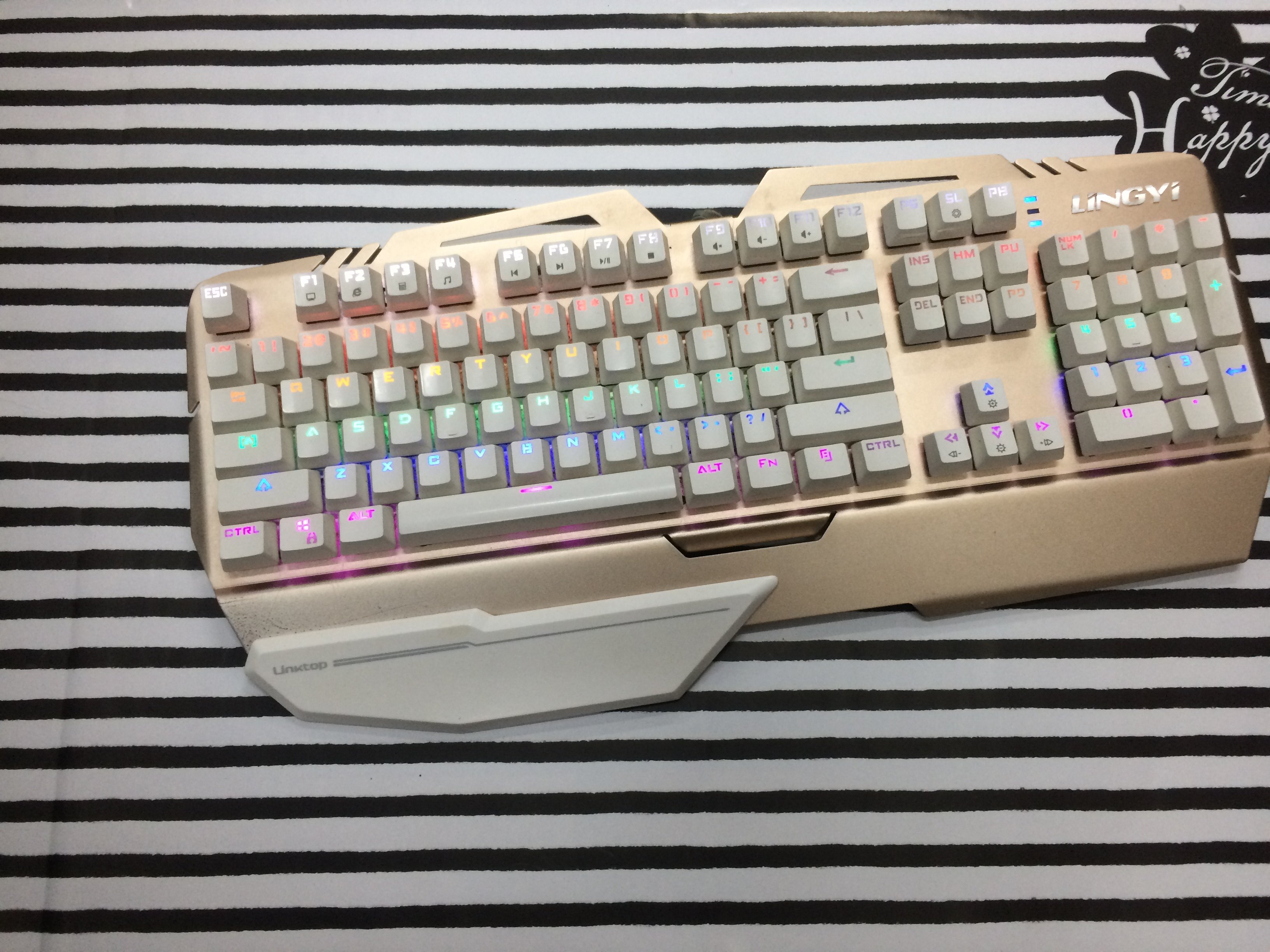 键盘 背光 机械_二手键盘 灵逸gt101青轴104键背光游戏机械键盘金属