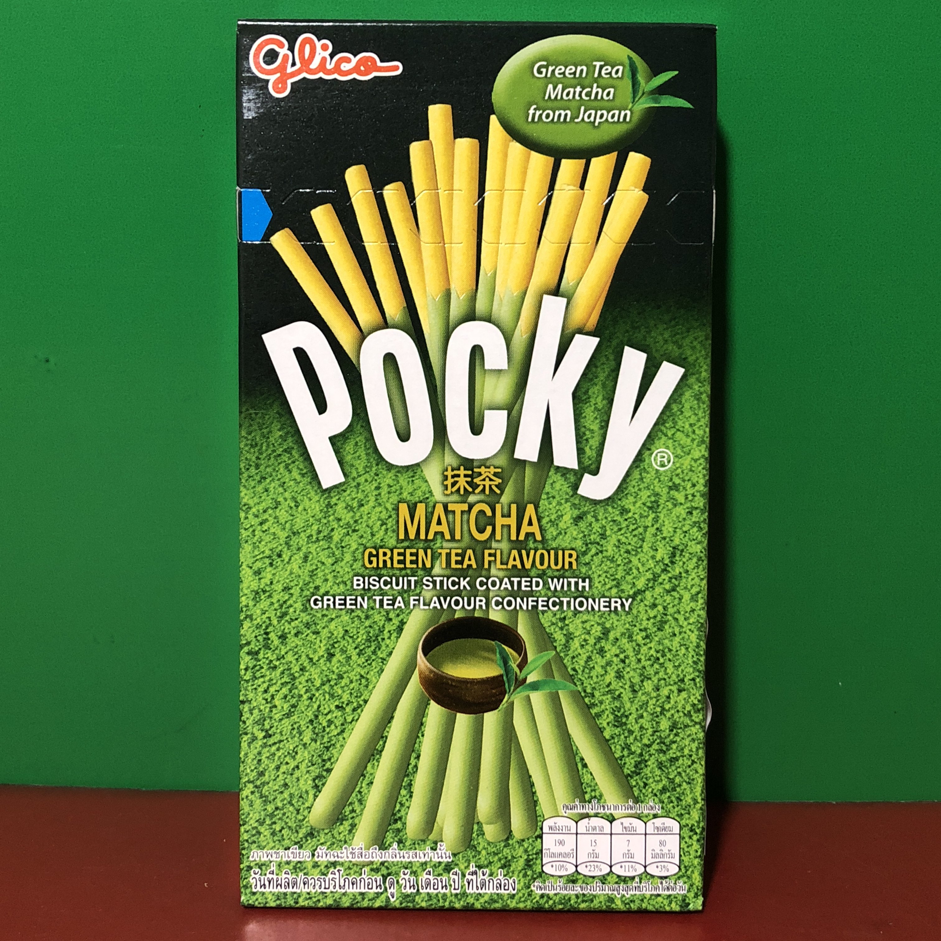 抹茶拿铁 韩国_格力高pocky抹茶/草莓/蓝莓涂层饼干35g泰国进口休闲