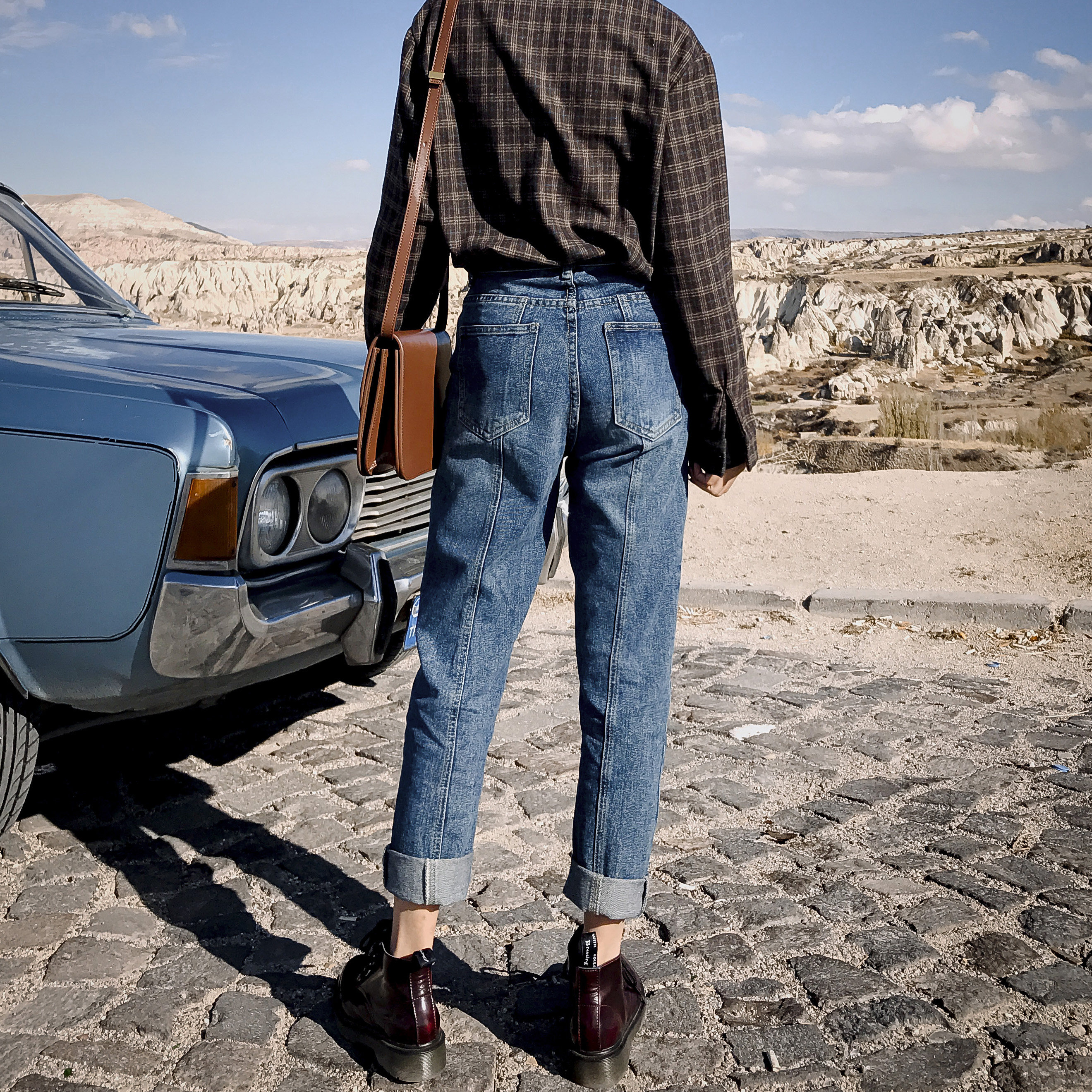 穿上这条妈妈牛仔裤,竟然回头率爆棚?