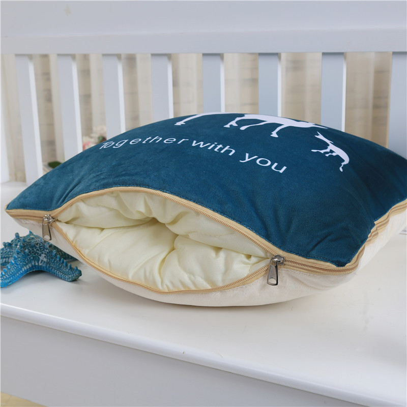 可爱汽车抱枕被子两用多功能珊瑚绒个性靠背韩国加厚枕头被三合一