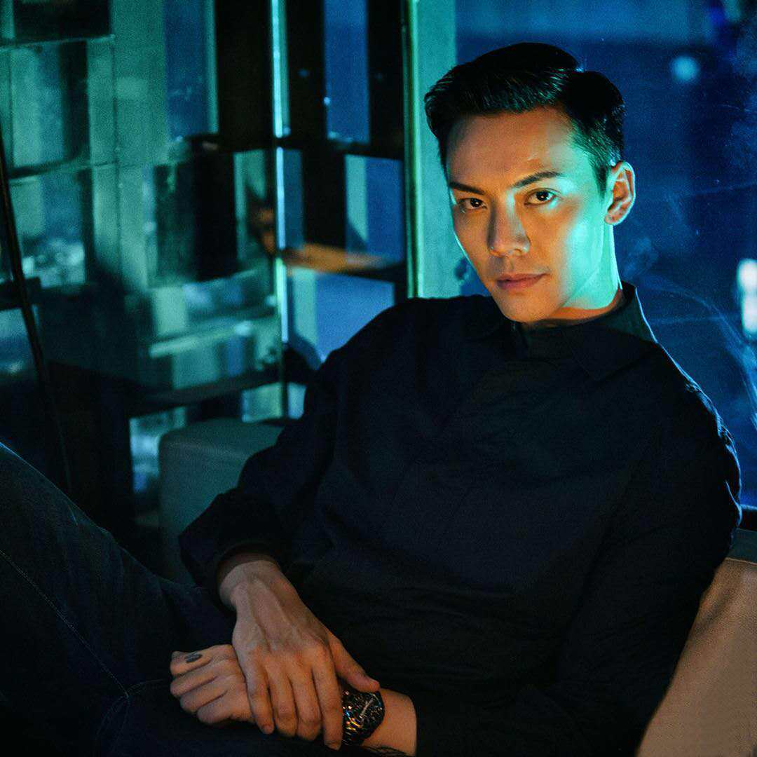 南方有乔木陈伟霆时樾明星同款衬衫韩版修身黑色男衬衣潮