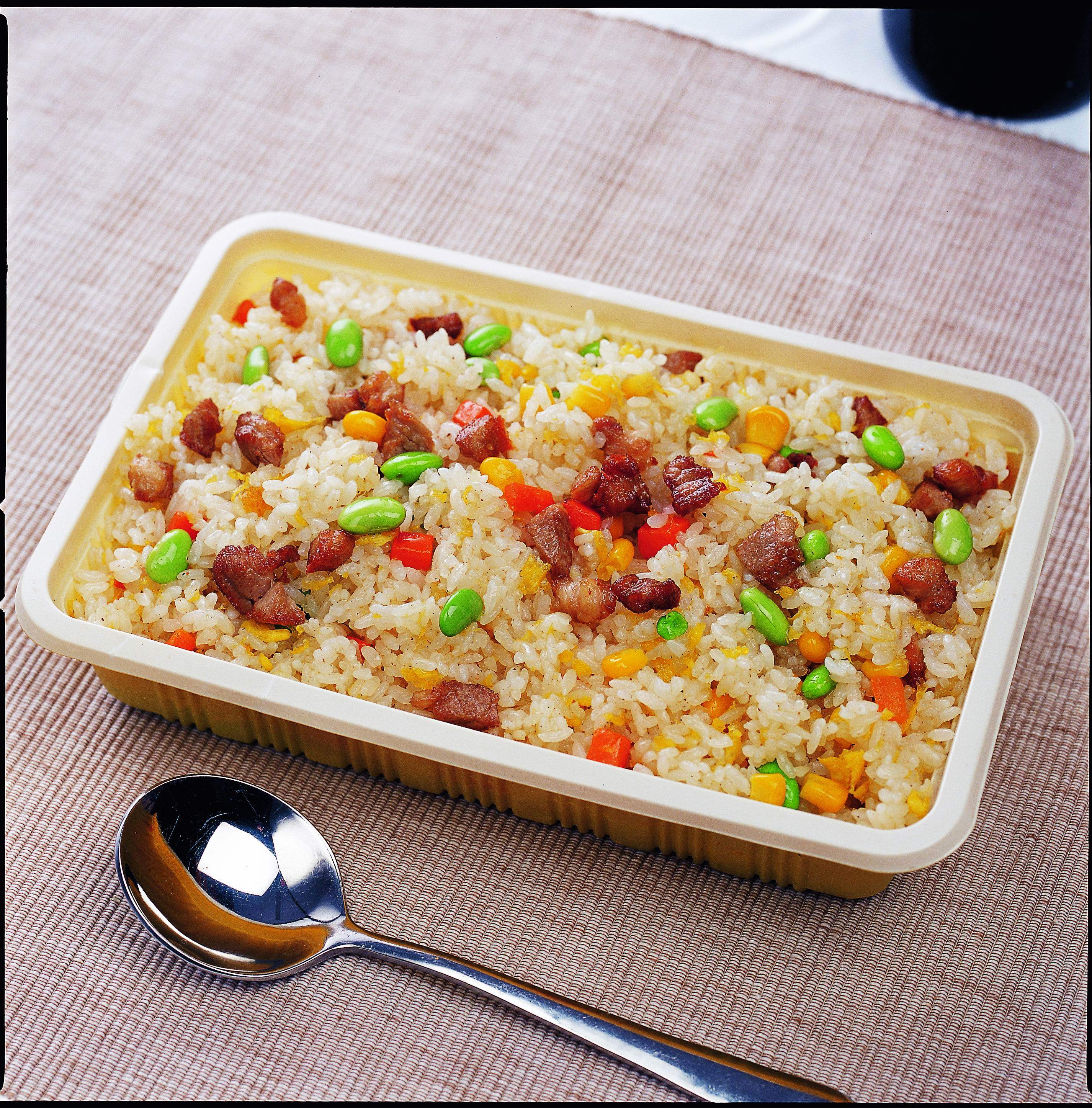 自热包_蒸烩煮肉丁蛋炒饭300克炒饭调理包自热米饭加热即食海南椰子饭