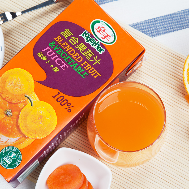 【18年1月8日到期】牵手100%果蔬汁饮料胡萝卜橙汁1l*6盒减肥茶补肾图片