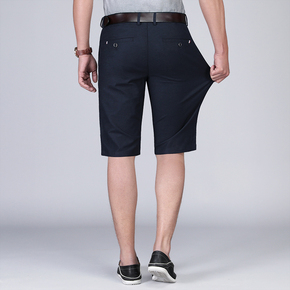 休闲中裤配什么鞋子