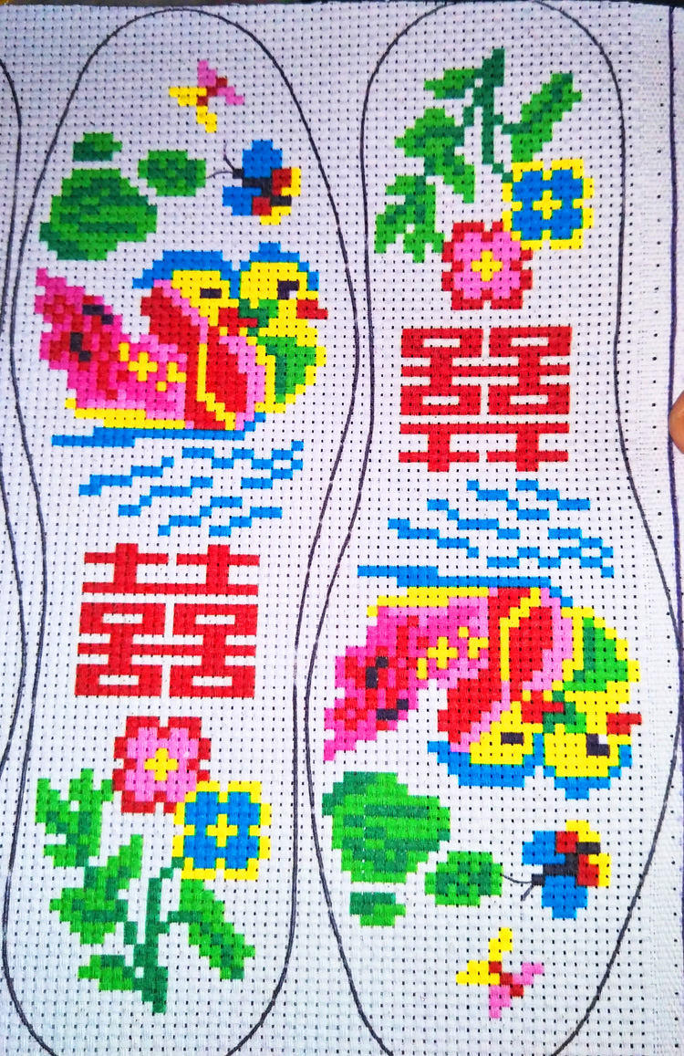 鞋垫十字绣 全棉格子_纯棉精准印花十字绣鞋垫手工格子布面印花半成品