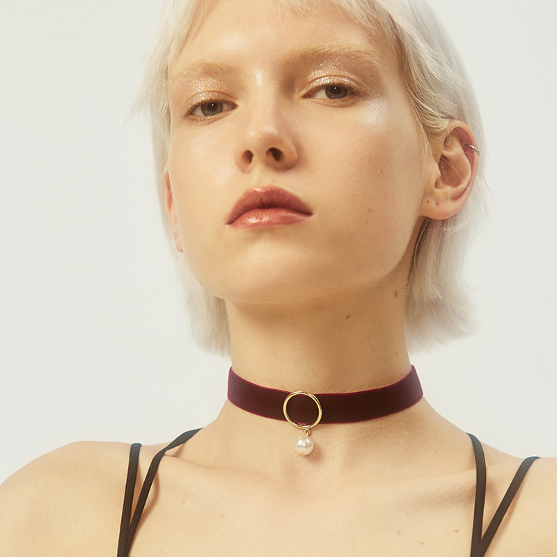ooak by joomi lim 珍珠圆环丝绒choker 项圈