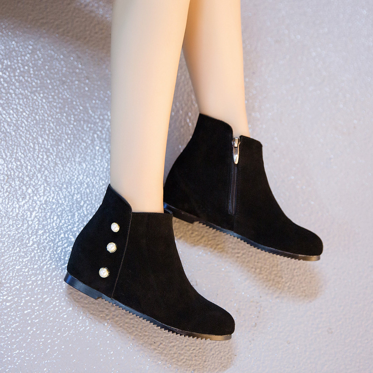 特价女短靴平底磨砂皮