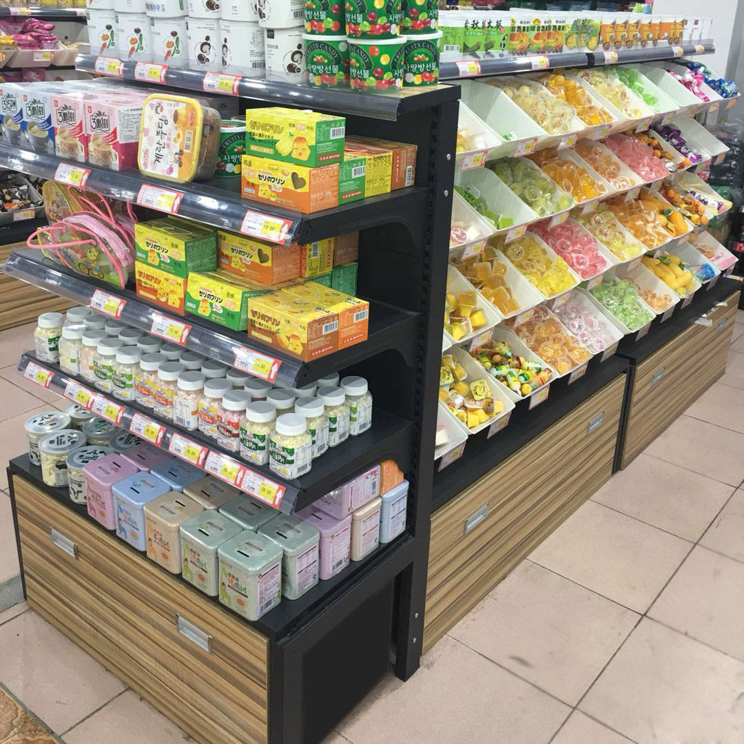 一折便利店超市零食货架