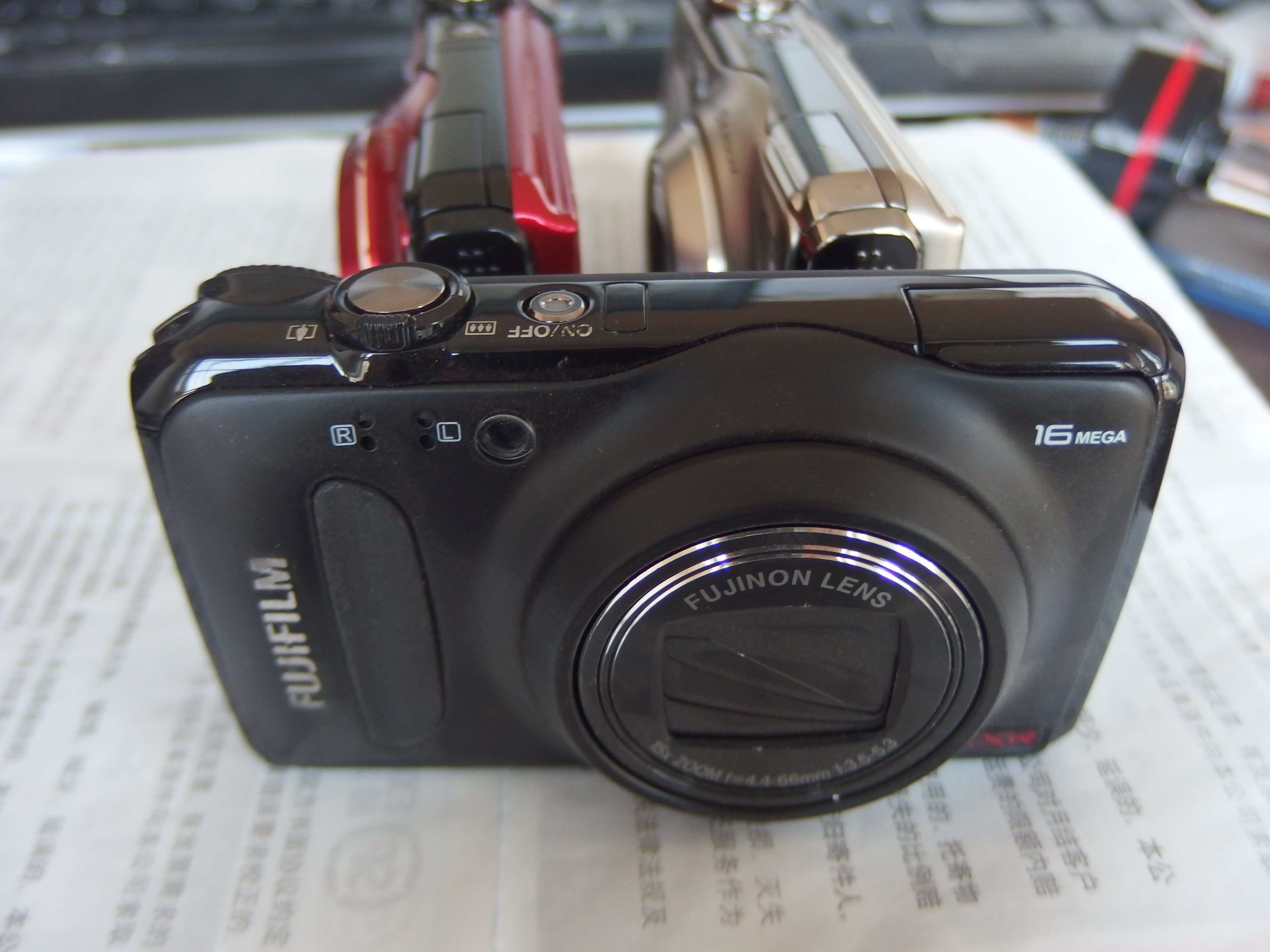 热销其他数码配件定制_送8g卡fujifilm/富士finepix f505exr数码相机