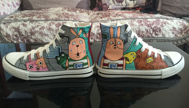 情侣鞋休闲鞋韩版_正品v-4102越狱兔辛普森帆布手绘鞋男女情侣鞋涂鸦