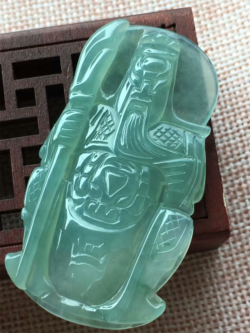 关羽吊坠 翡翠大额优惠券