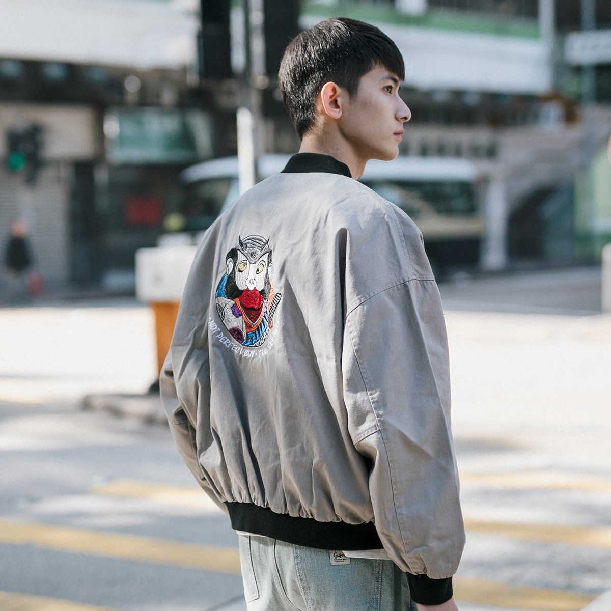 二十八间春季男装日系复古撞色麻叶印花夹克