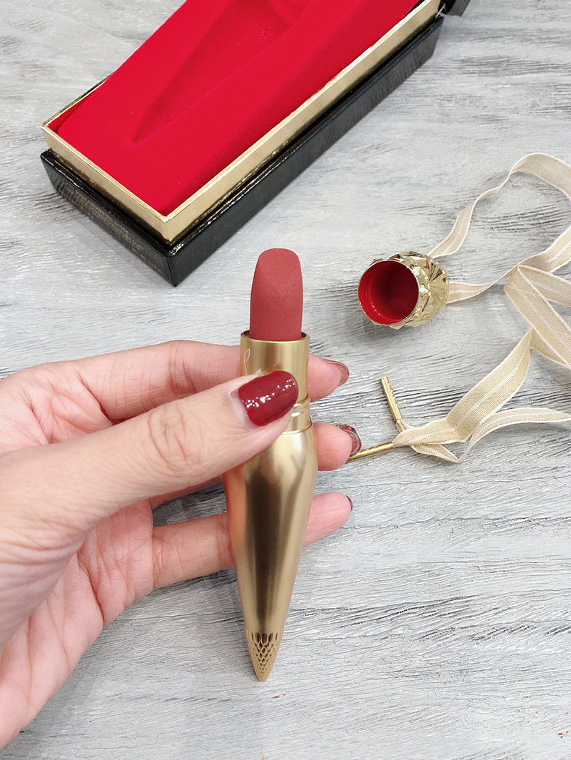 cl口红001_美国代购 萝卜丁cl 女王权杖 唇膏口红rococotte 215m 001