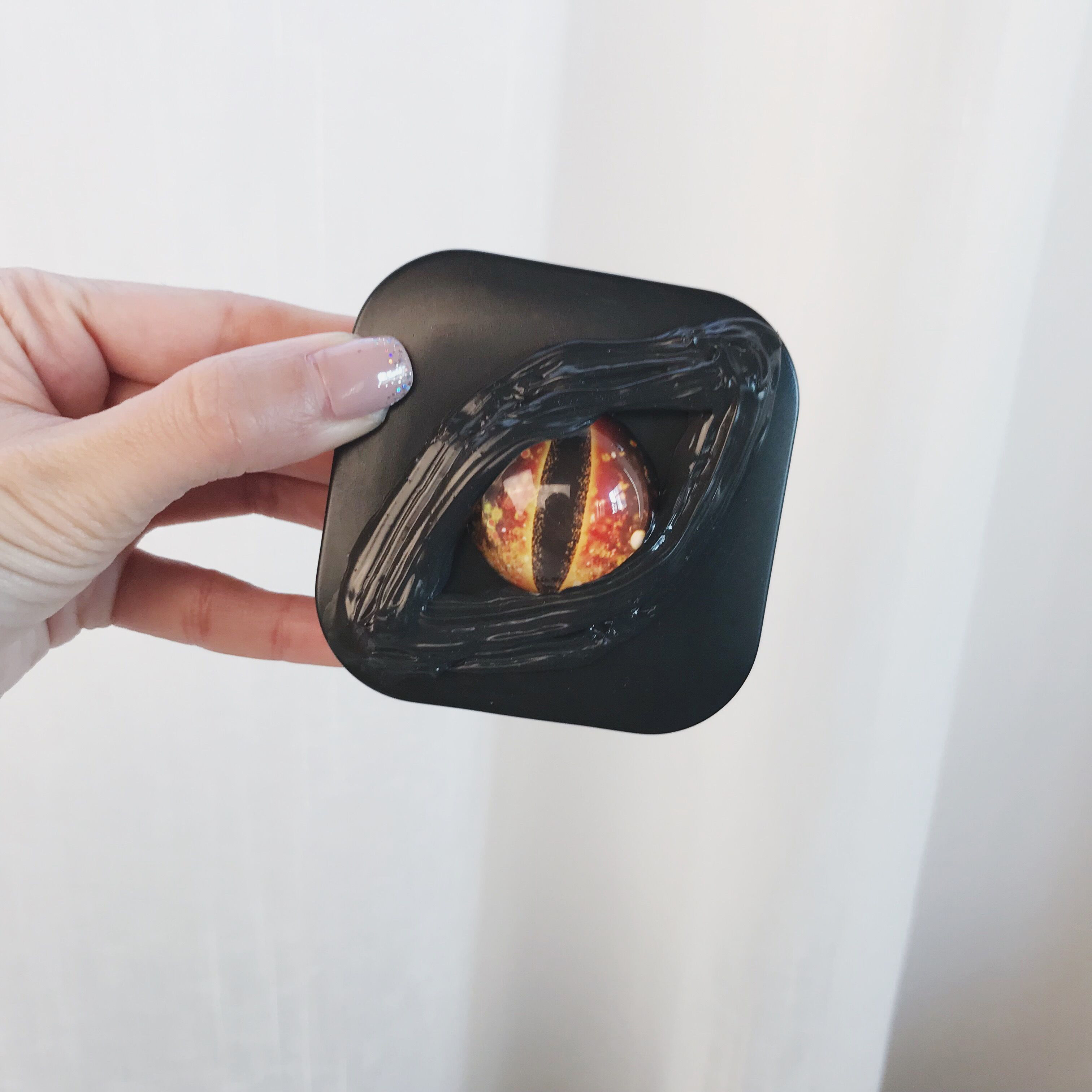 原创恐怖眼睛个性韩国复古隐形眼镜伴侣美瞳收纳盒便携男学生包邮