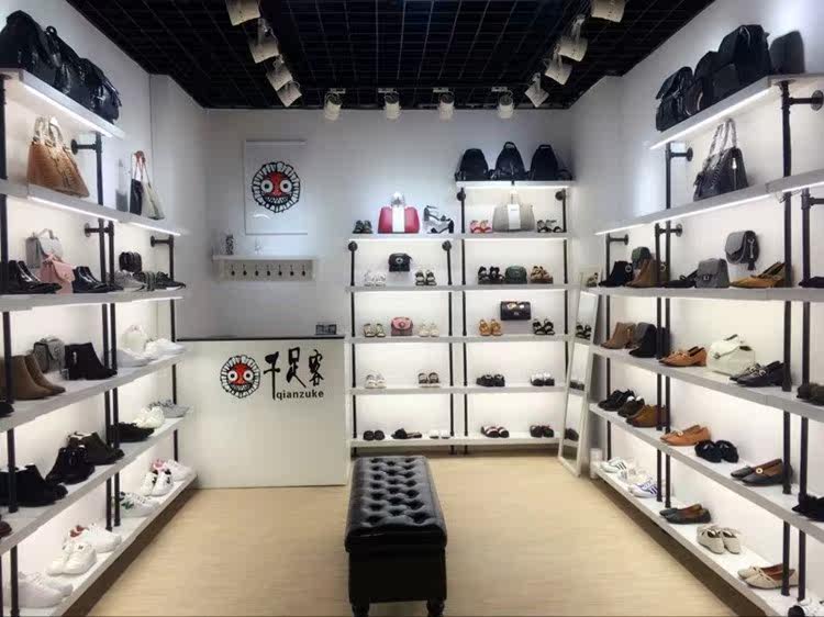 鞋店装修 复古_店铺装修落地式陈列货架 复古实木多层上墙鞋柜 鞋店鞋