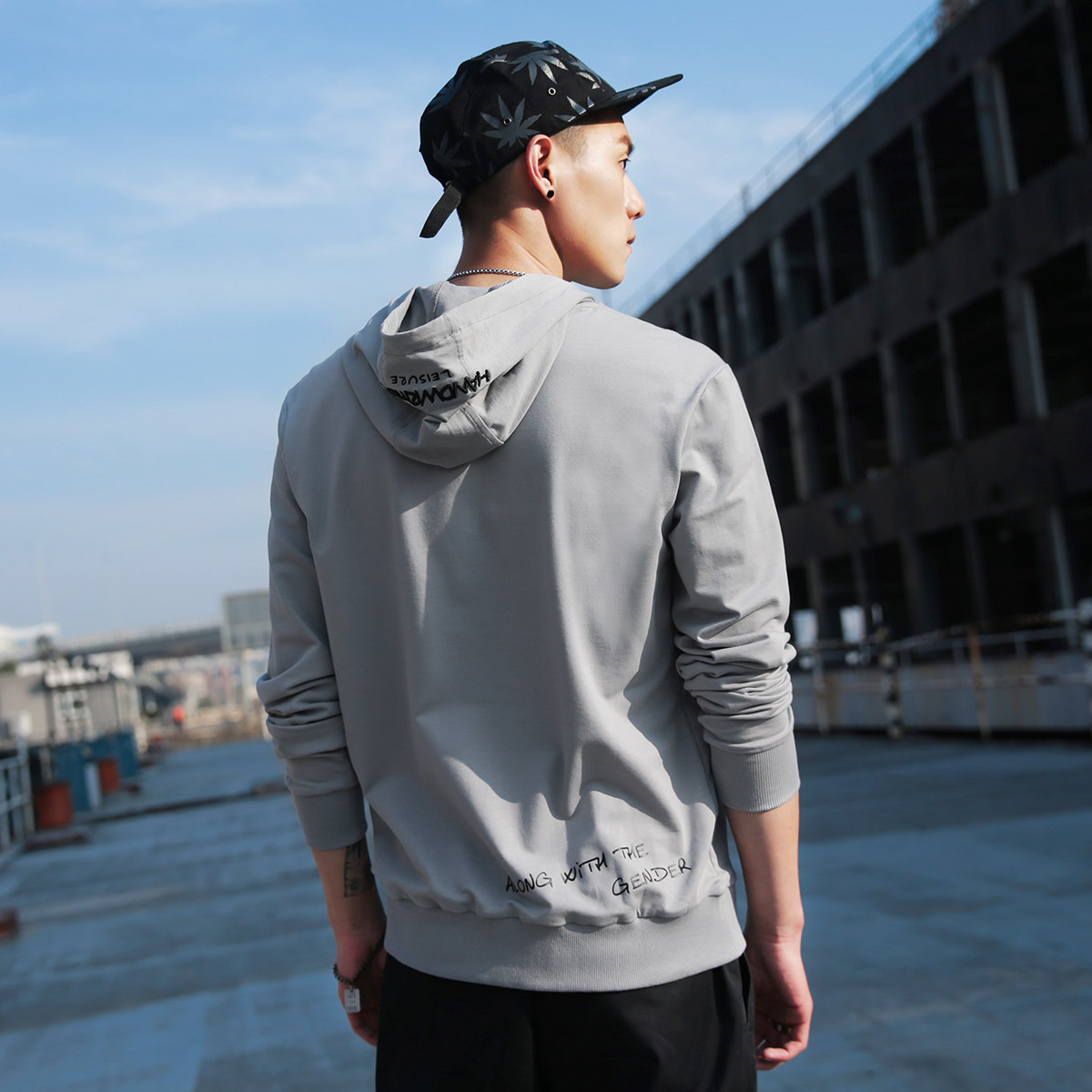 布衣传说袋鼠兜卫衣男连帽套头韩版嘻哈男士帽衫青年运动外套潮牌