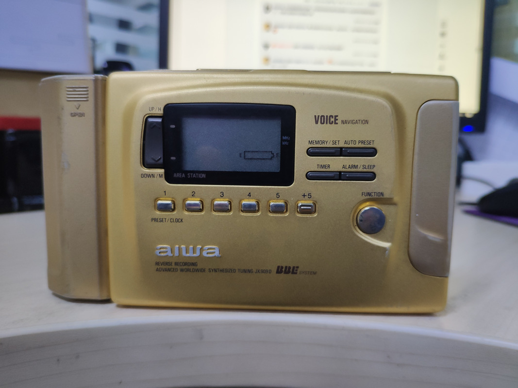 爱华随身听_爱华磁带机aiwa hs-jx909d/jx707随身听卡带机成色极好