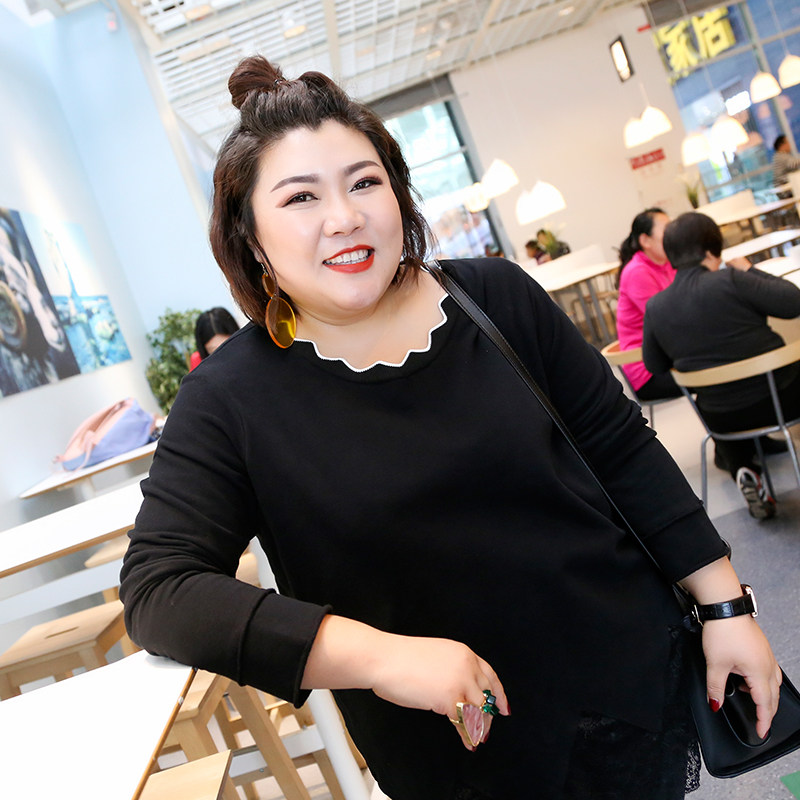 穿时尚大码美衣,胖mm温暖过冬