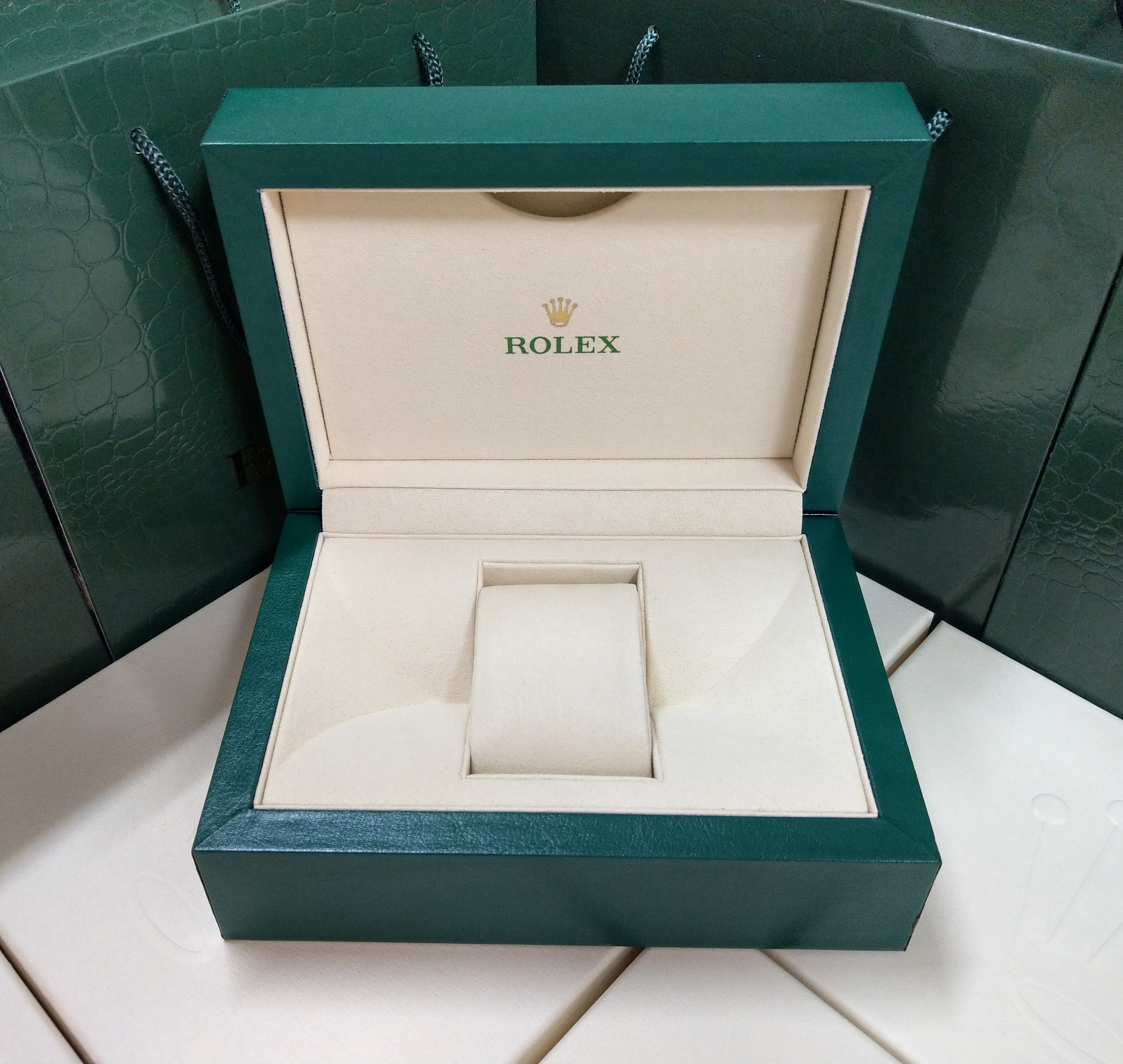 绿水鬼_高档rolex劳力士手包装盒子绿水鬼色波浪纹含手提袋全套顺丰