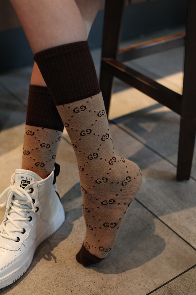 9家 2018新款秋款 童装女童 亲子款 亮丝中筒无跟袜优惠券