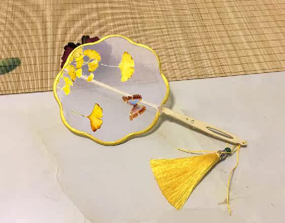 苏绣扇子_包邮手工苏绣刺绣diy初学套件掌扇材料包15cm扇子团扇银杏叶