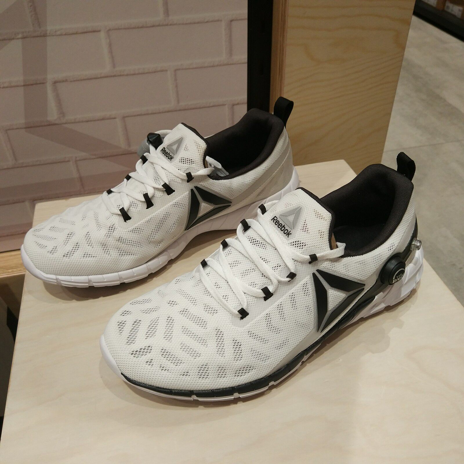 pump鞋_坏蛋的店 锐步reebok男鞋 新款pump跑步 训练休闲鞋运动鞋 ar