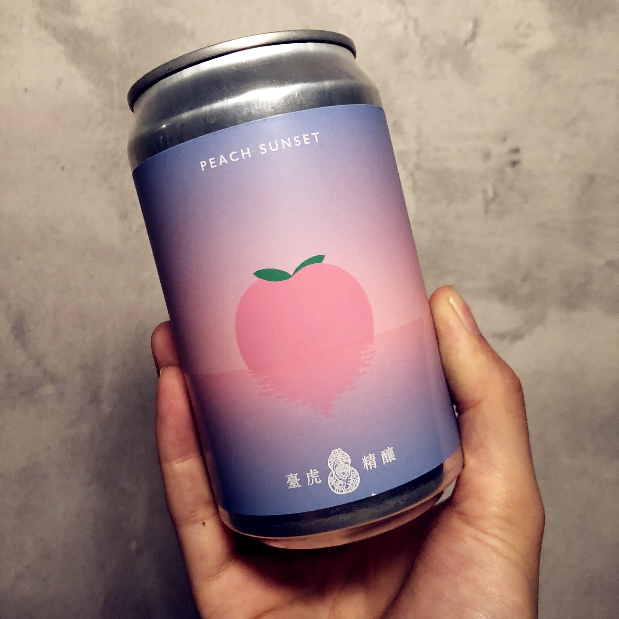 热销国产精酿啤酒_国产精酿 台湾酿造 台虎 日落蜜桃 啤酒 果味桃子