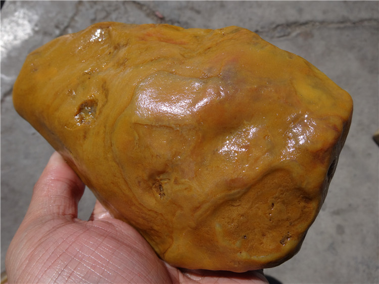 新疆克拉玛依乌尔禾金丝玉细料 泥玉 彩玉 宝石光 沙漠漆原石