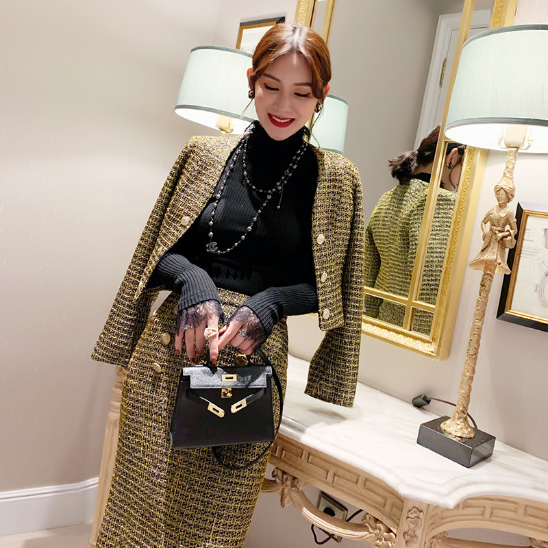 包臀裙秋冬套装 小香风