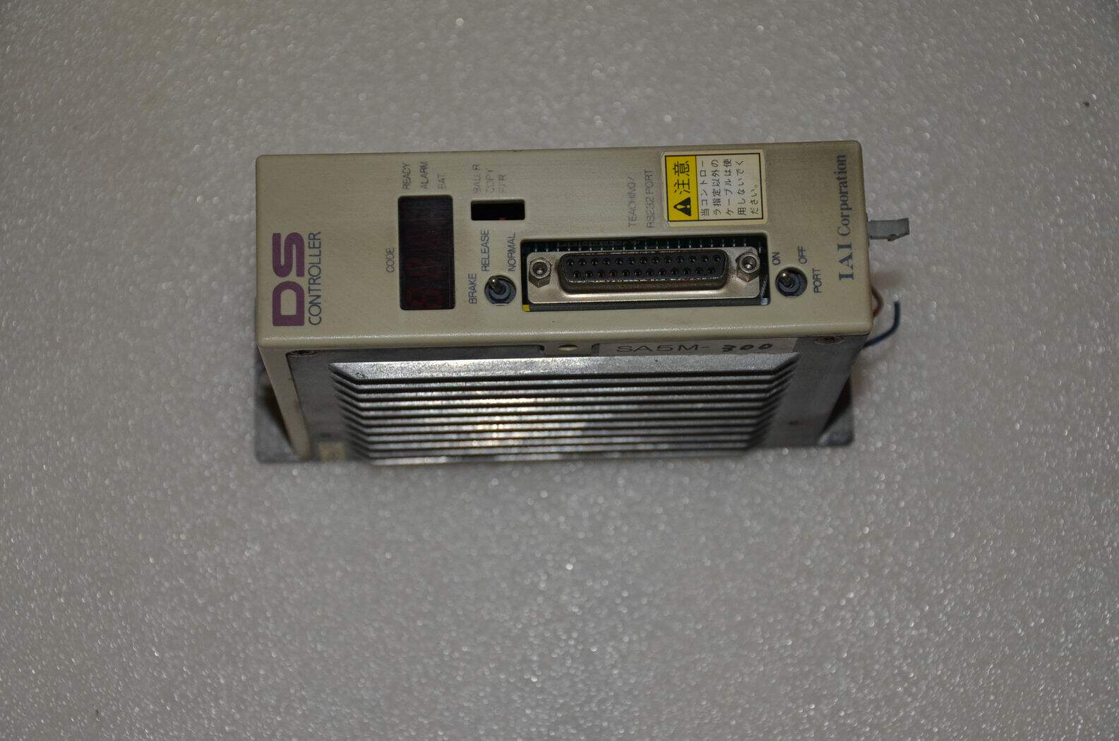 iai 控制器 ds-s-c1 sa5m-300 日本iai机械手伺服电缸驱动器