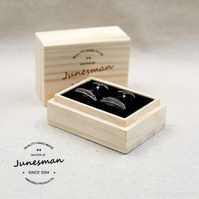 男人羽毛球衣服