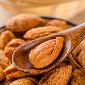 仁和闪亮滴眼液的产品分析