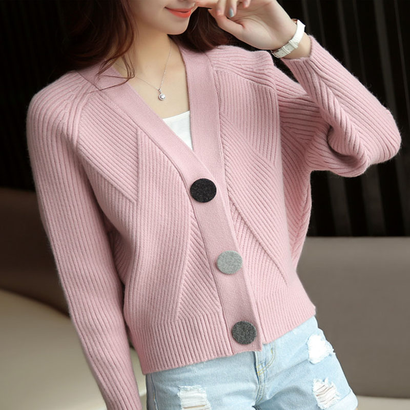 时尚减龄短款针织开衫显高显瘦又保暖