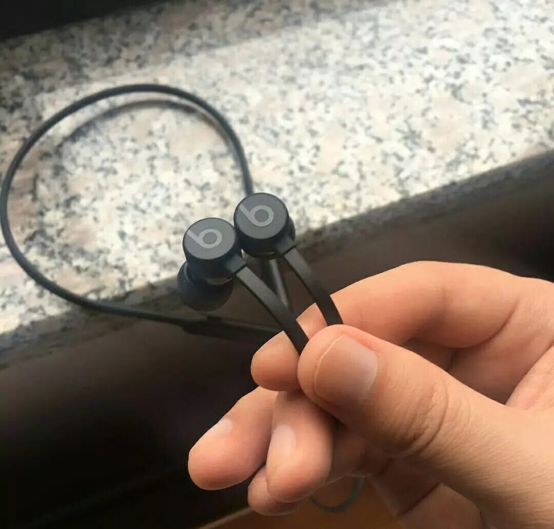 beats耳机蓝牙运动