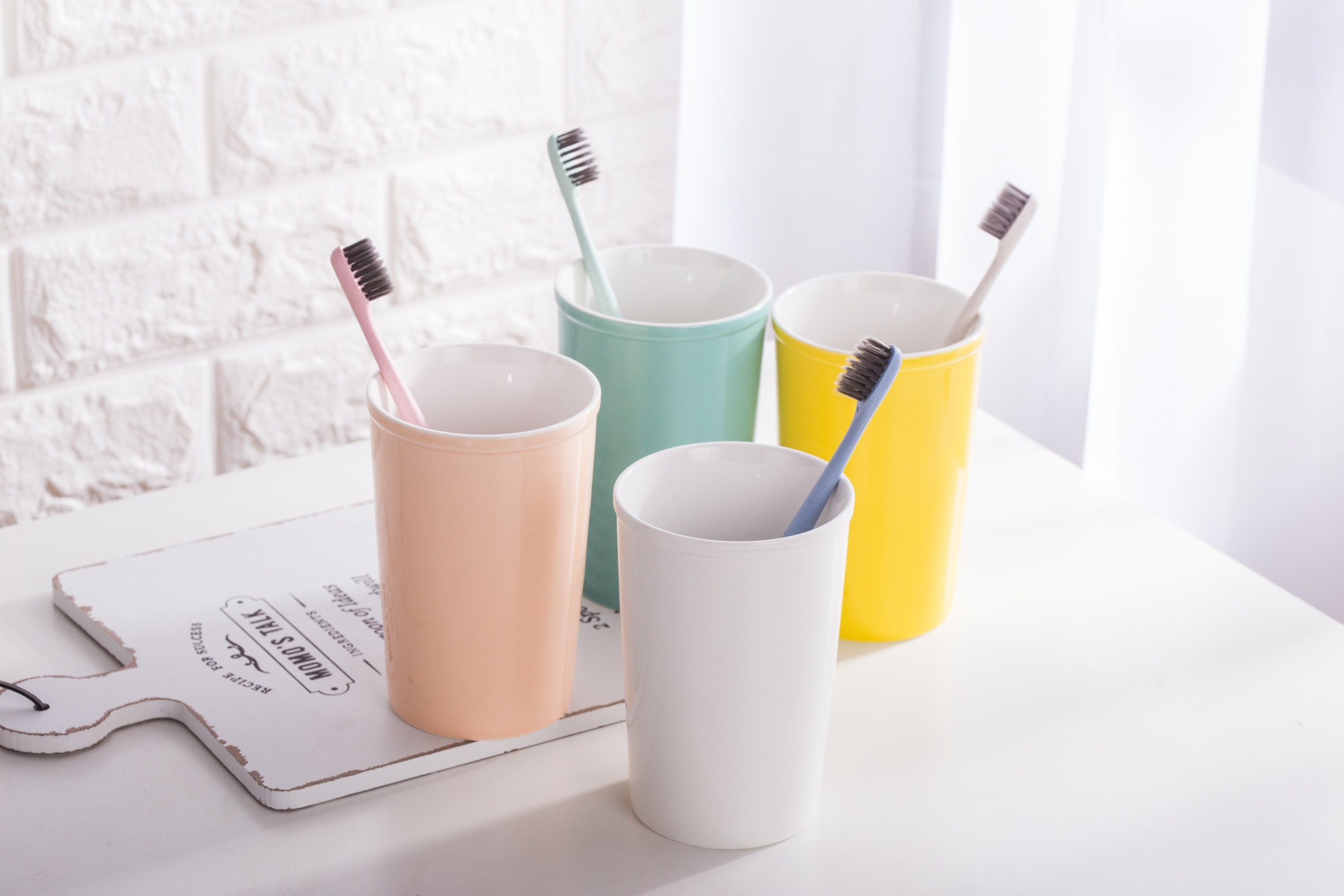 牙杯情侣结婚_简约 漱口杯 陶瓷刷牙杯 创意情侣牙刷杯 洗漱杯 纯色