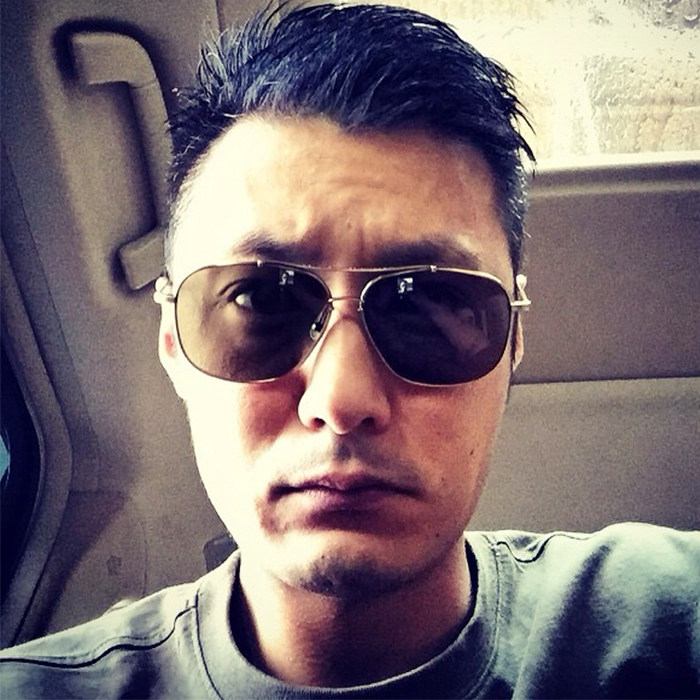 墨镜 男士 大脸_余文乐眼镜六叔联名偏光太阳镜飞行员方框大脸墨镜男