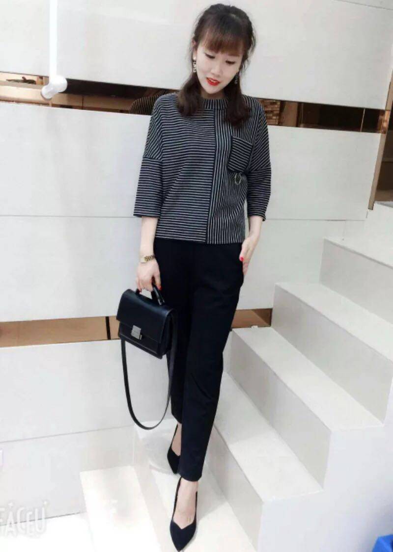 红娅轩女装