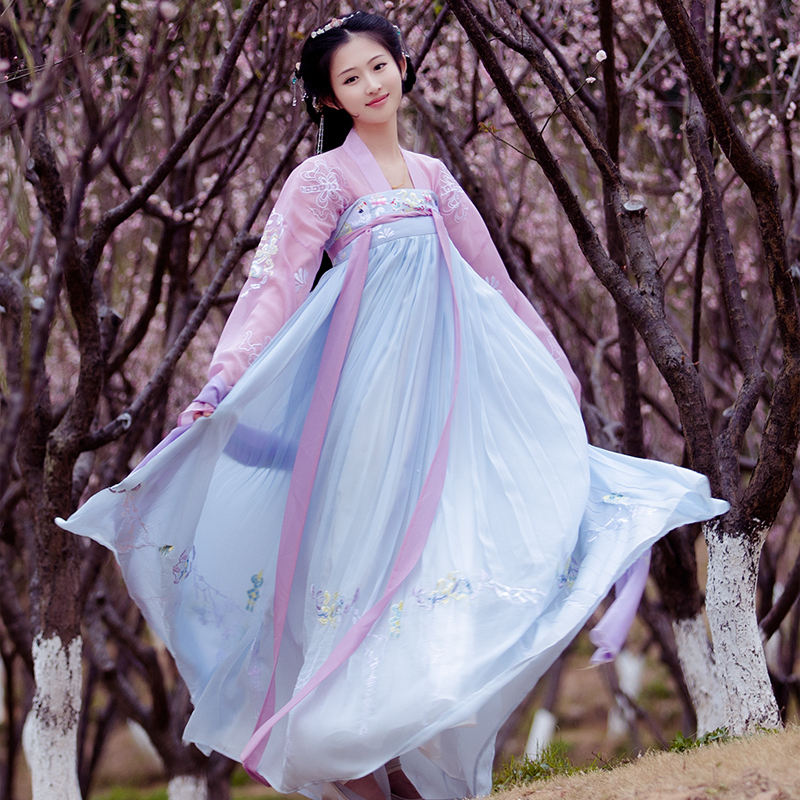 复古式的汉朝古装推荐【华姿仪赏】