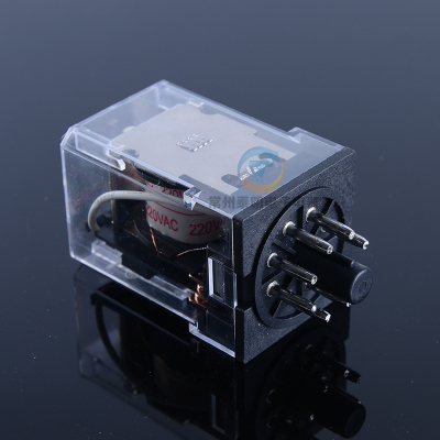 chnt正泰小型中间电磁继电器220v带灯8脚 jqx-10f-2z 10a 24vdc