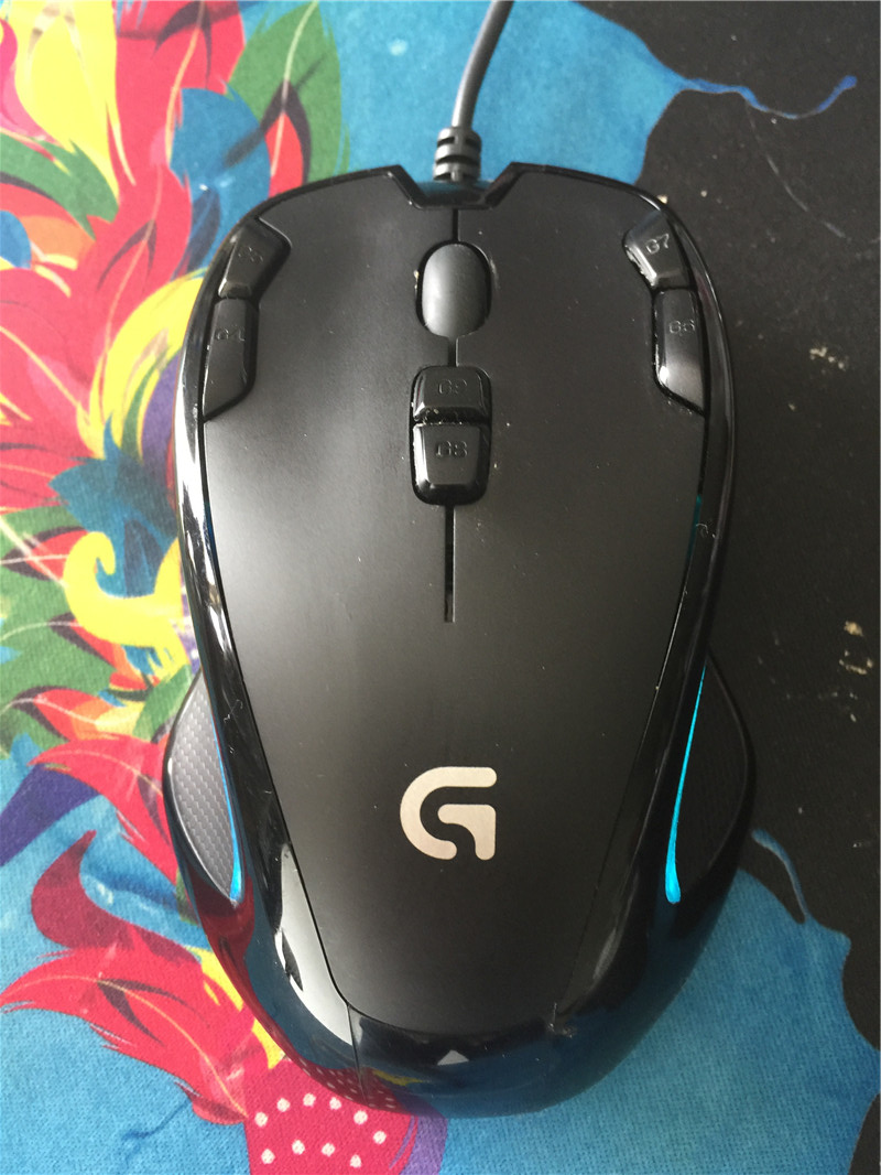 罗技g300s鼠标